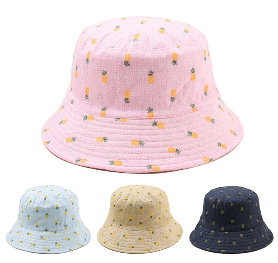 Kleine vissershoed met ananasmotief