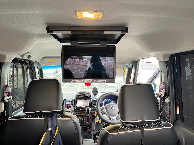 スペーシアカスタムのDIY・車高調整・スタッドレス仕様・フリップダウンモニター付け替え・カーライフ楽しい🎵に関するカスタム事例の投稿画像2枚目