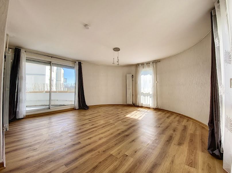 Location  appartement 4 pièces 103 m² à Montargis (45200), 920 €