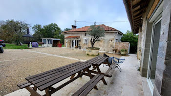 maison à Saint-Astier (24)