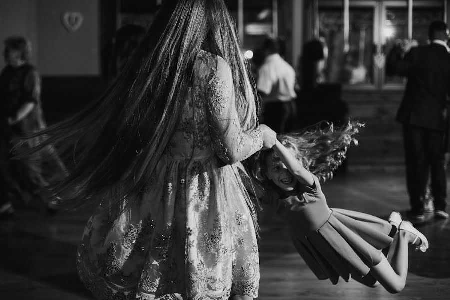 Fotógrafo de bodas Monika Dziedzic (zielonakropka). Foto del 3 de julio 2018