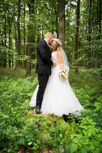 Wedding photographer Mathias Hauge (mathiashauge). Photo of 30 March 2019