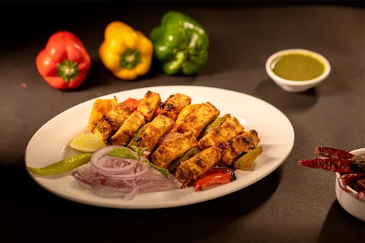 Mirch Masala Paneer Tikka