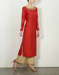 Aman Ladies Boutique photo 4