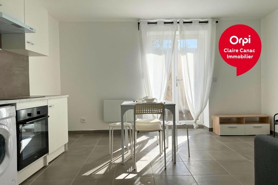 Location  appartement 2 pièces 33 m² à Sémalens (81570), 520 €