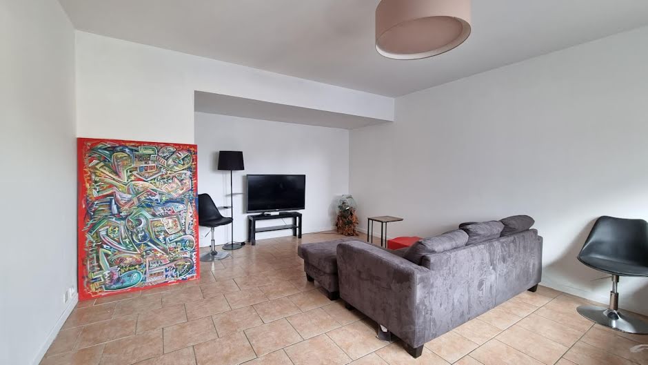 Vente maison 4 pièces 83 m² à Saint-Etienne-du-Rouvray (76800), 157 000 €