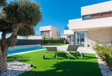 House with pool and terrace 2