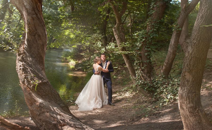 Vestuvių fotografas Olga Selezneva (olgastihiya). Nuotrauka 2019 gruodžio 26