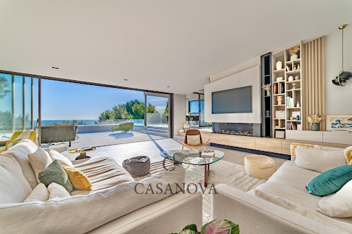 Maison avec piscine et terrasse 3