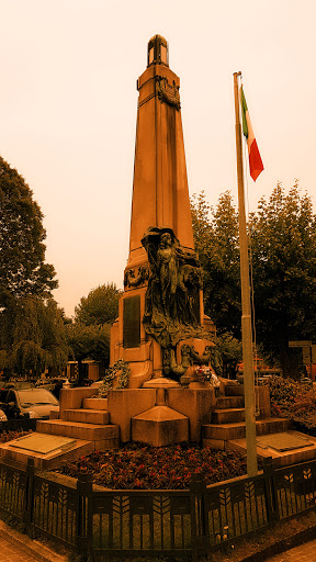 Omegna Monumento Ai Caduti