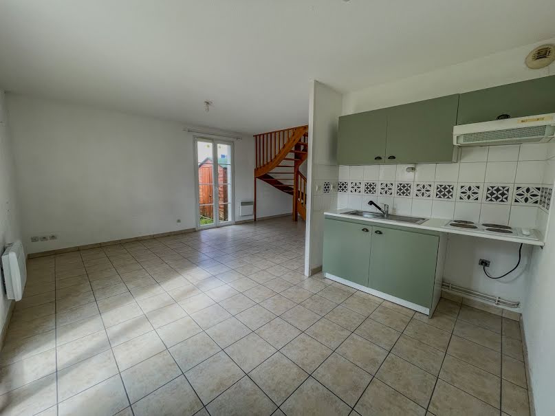 Vente duplex 3 pièces 65 m² à Saintes (17100), 140 000 €