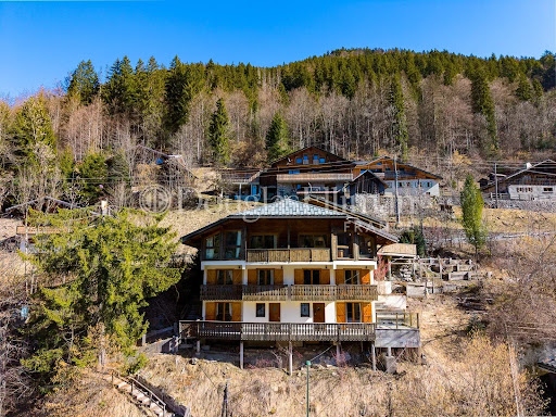 Chalet with panoramic view 5
