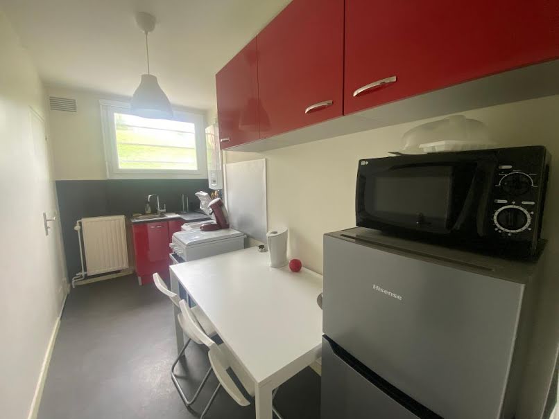 Location meublée appartement 1 pièce 29 m² à Limoges (87000), 395 €