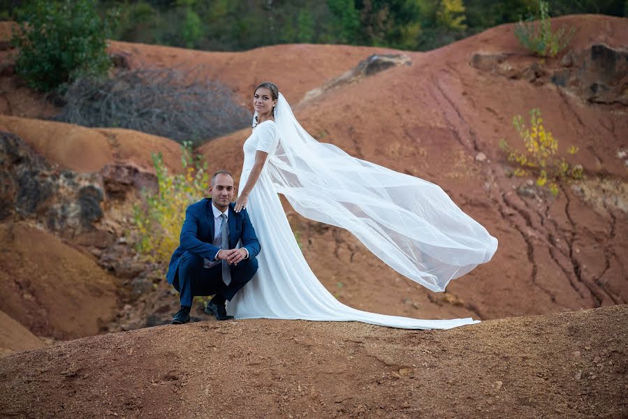 Jurufoto perkahwinan Péter Zsolnai (pzsp). Foto pada 30 April 2019