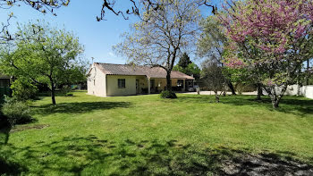 maison à Saint-Jory-de-Chalais (24)