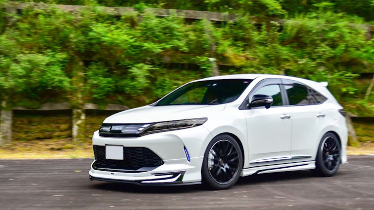 ハリアーの一眼レフ・C-HR・長距離移動・長島ダム・進化前最後の撮影？に関するカスタム事例の投稿画像4枚目