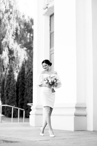 Fotógrafo de casamento Antonina Mirzokhodzhaeva (amiraphoto). Foto de 25 de abril 2022