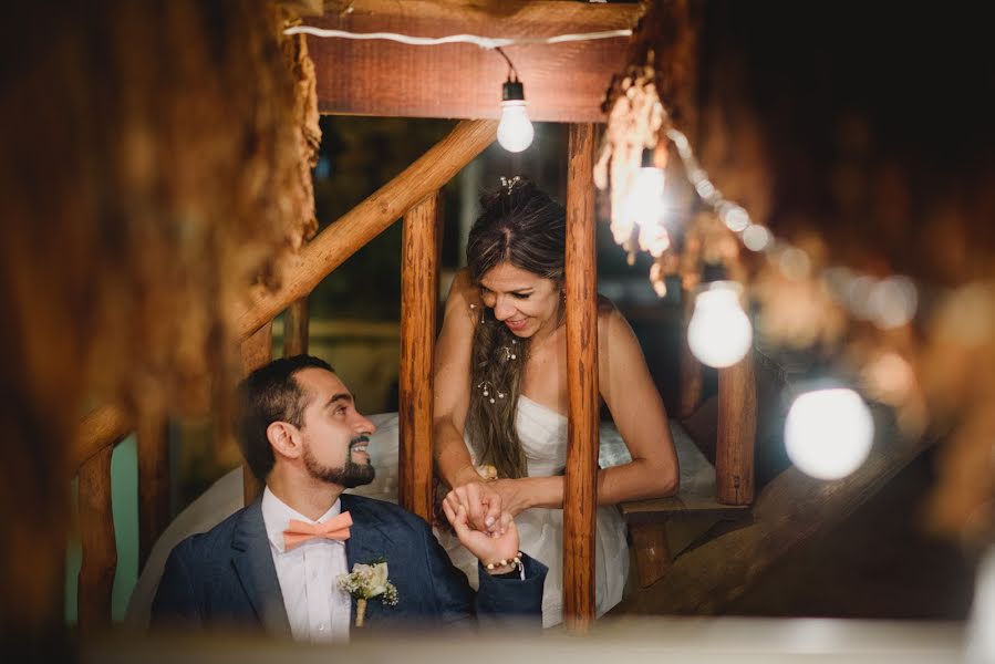 Wedding photographer Nicolás Zuluaga (ojodeoz). Photo of 1 May 2018