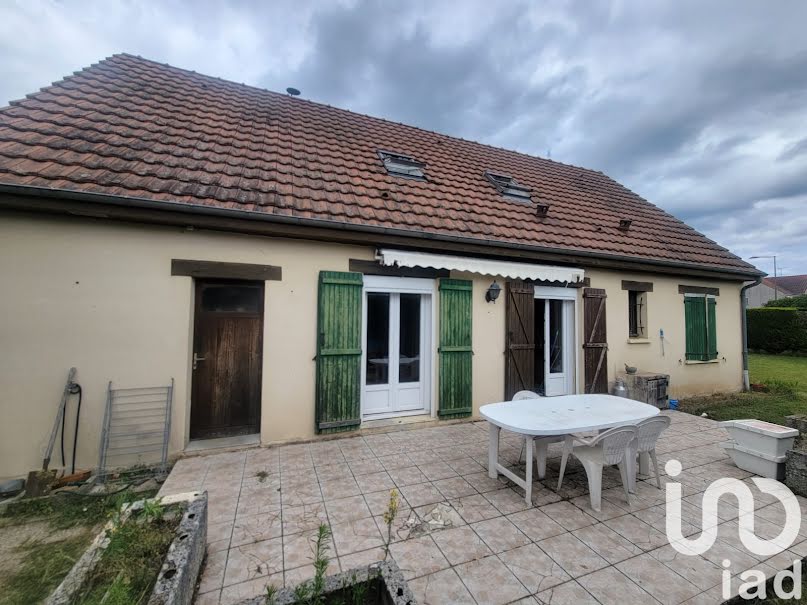 Vente maison 6 pièces 125 m² à Ouzouer-sur-Loire (45570), 150 000 €