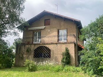 villa à Saint-Nizier-sous-Charlieu (42)