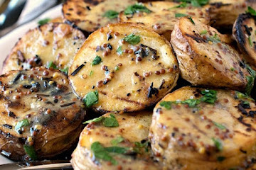 Grilled Yellow Potatoes with Mustard Sauce