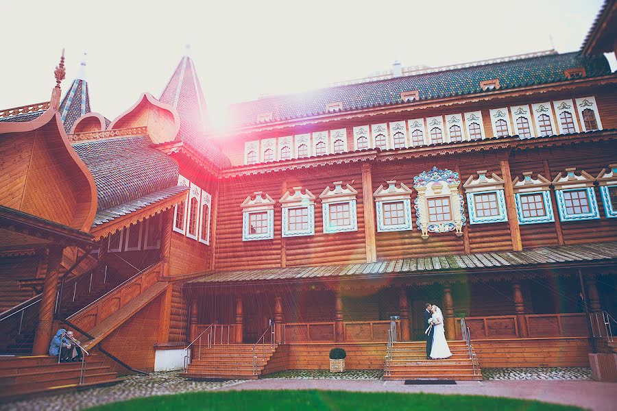 婚禮攝影師Kirill Kravchenko（fotokrav）。2013 12月31日的照片