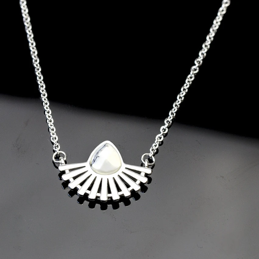 Nieuwe ovale turquoise ketting retro dames Stijlvol sieraad Mooi cadeau Mode accessoire Perfect voor een elegante look en speciale gelegenheden