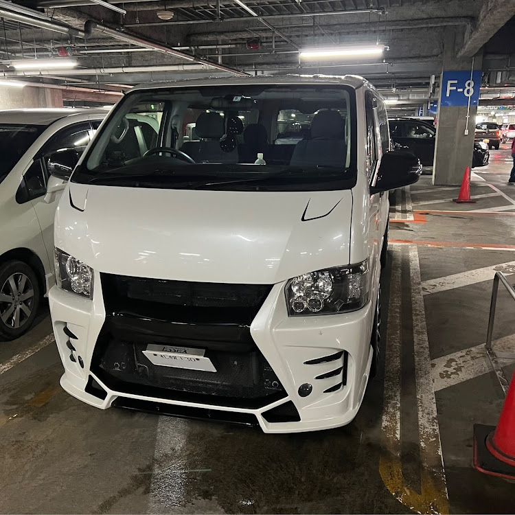ハイエースバンの200系ハイエース・ESSEX・Kuhl Racing・RAYS・ハイエース4WDに関するカスタム事例の投稿画像2枚目
