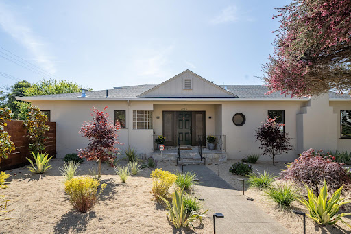 House with garden 3