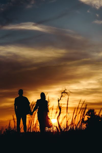 Wedding photographer Aleksandr Medvedenko (bearman). Photo of 14 November 2020