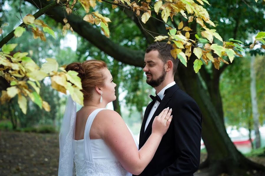 Fotógrafo de casamento Paweł Szałecki (pstrykfoto). Foto de 24 de fevereiro 2020