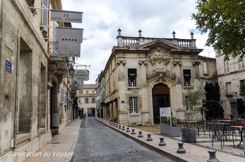 Avignon, place Crillon