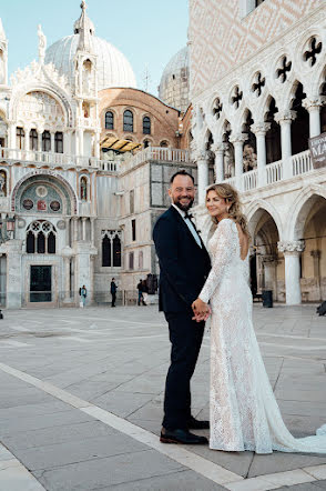 Fotografo di matrimoni Anna Sincini (romember). Foto del 1 maggio