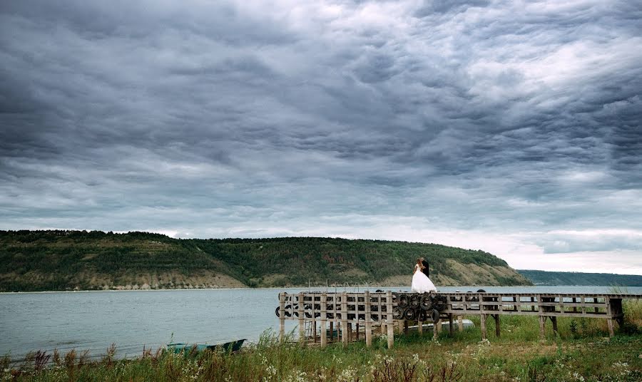 Fotógrafo de casamento Vіtalіy Fіnkovyak (finkovyak). Foto de 21 de julho 2016