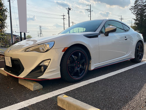 86 Zn6のカラーモール カラーモール取り付け 86 Gt Limited 車 いじりは楽しい 86brzオーナーさんと繋がりたいに関するカスタム メンテナンスの投稿画像 車のカスタム情報はcartune