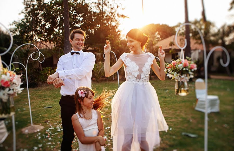 Fotógrafo de bodas Elena Mikhaylova (elenamikhaylova). Foto del 6 de julio 2015