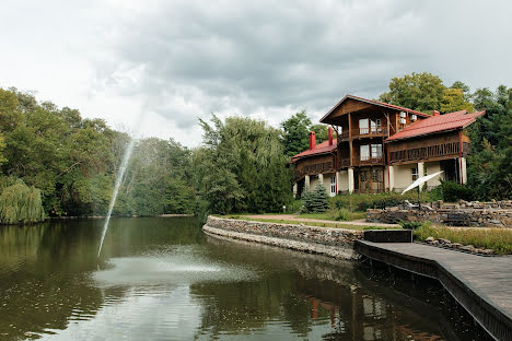 Wedding photographer Dmitriy Konovalov (dimacrystal). Photo of 10 October 2020