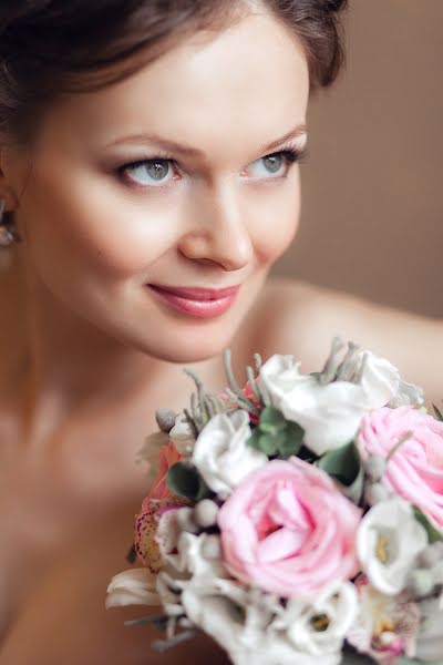 Wedding photographer Irina Seliverstova (waterlillly). Photo of 5 January 2014