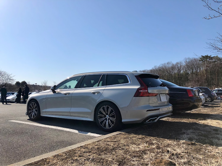 V60のR design・VST・アイバッハ・ろまんちっく村・FMMに関するカスタム事例の投稿画像2枚目