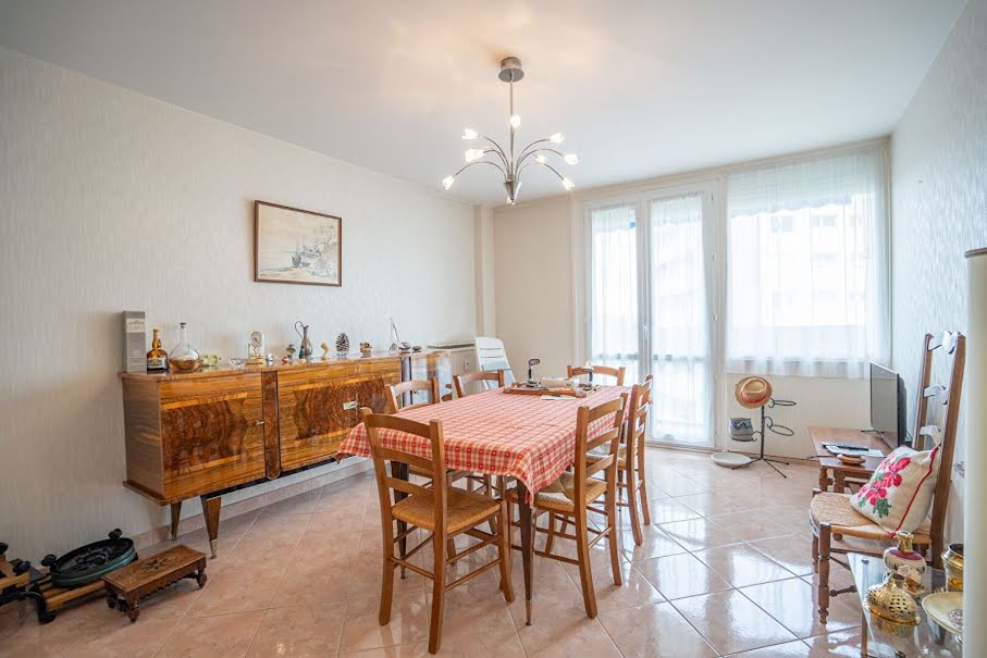 Vente appartement 4 pièces 74.54 m² à Chalon-sur-saone (71100), 95 000 €