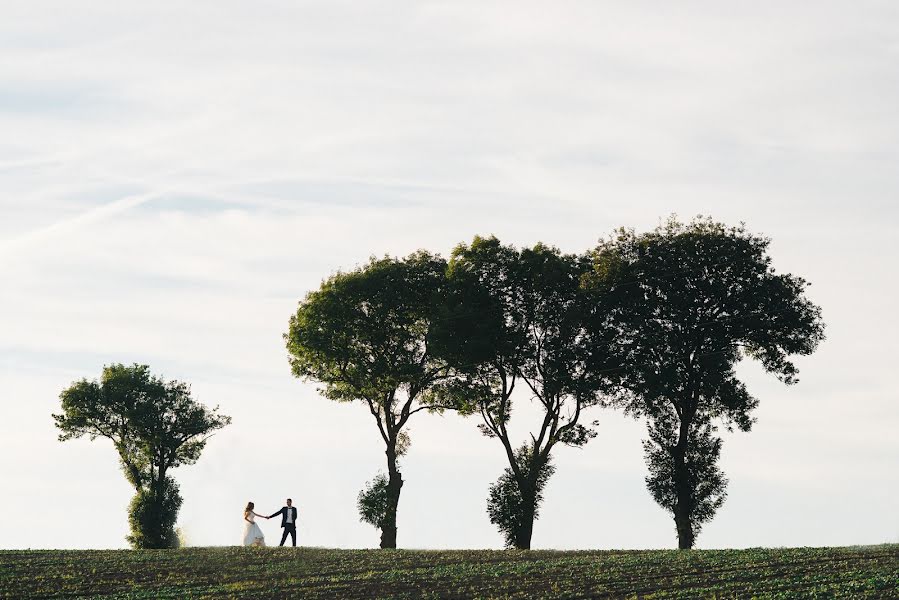 Photographe de mariage Nazariy Karkhut (karkhut). Photo du 5 octobre 2016