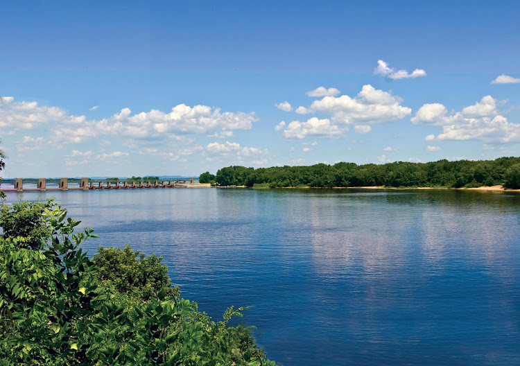 Explore scenic wetlands and waterways on an American Cruise Lines sailing to Lacrosse, Wis.