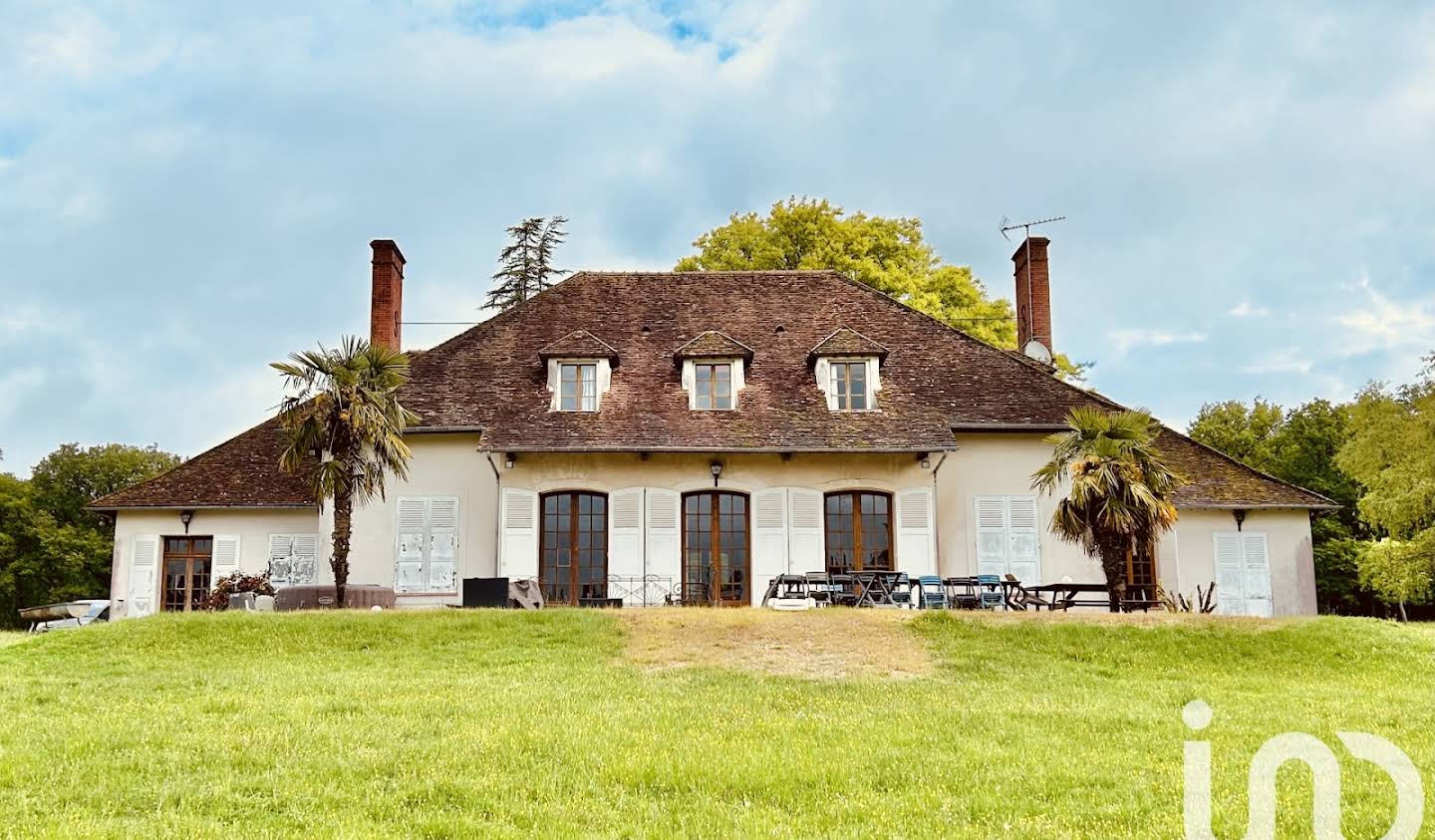 Manoir La Ferté-Saint-Cyr