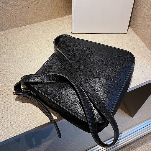 Title 3, Casual Soft Leather Retro Small Crossbody Bag –...