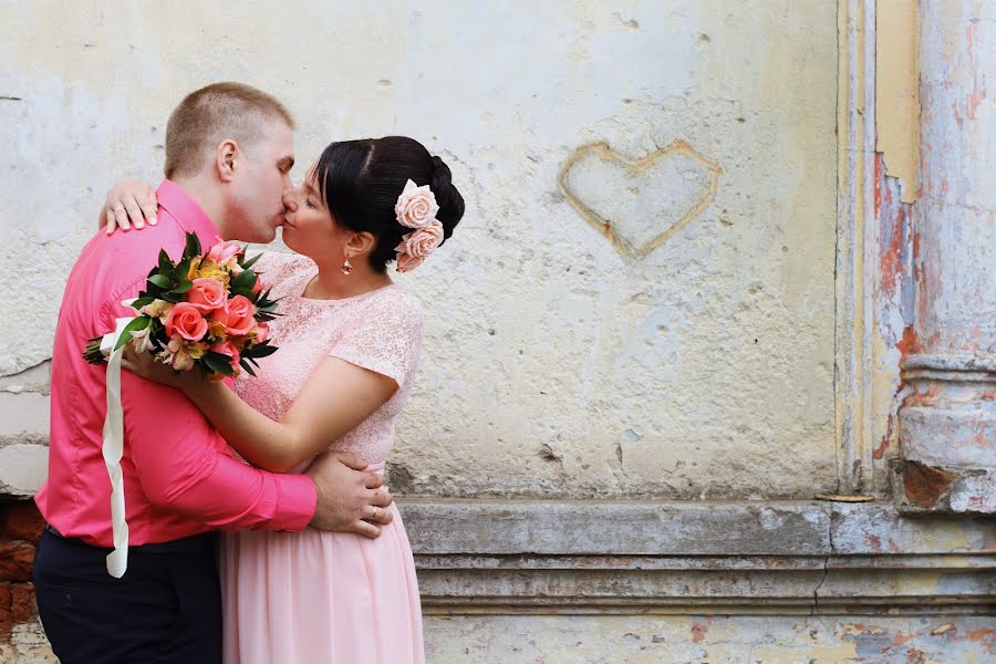 結婚式の写真家Katerina Morozova (photocat33)。2019 4月28日の写真