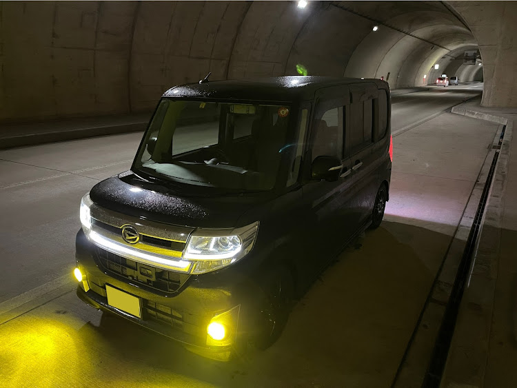 タントカスタムのタントカスタム・LA600S・LA600Sタントカスタム・前期顔・LEDイエローフォグに関するカスタム事例の投稿画像1枚目