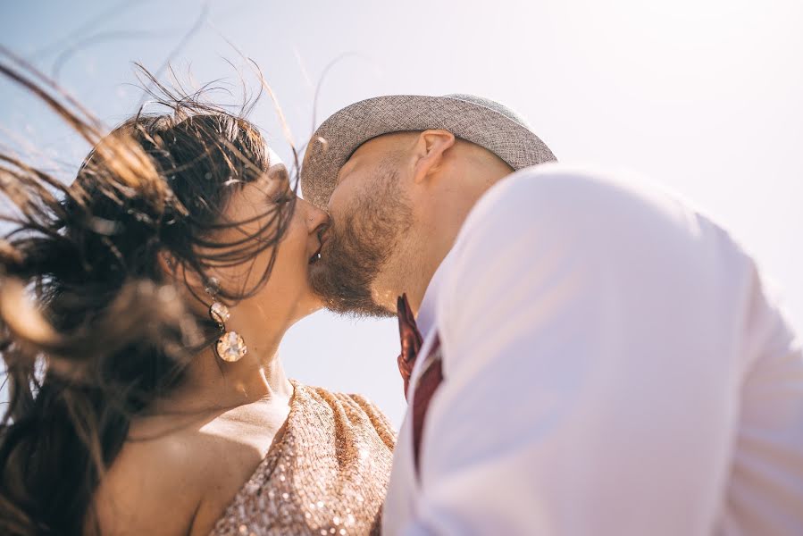 Fotógrafo de casamento Zhanna Clever (zhannaclever). Foto de 22 de outubro 2019