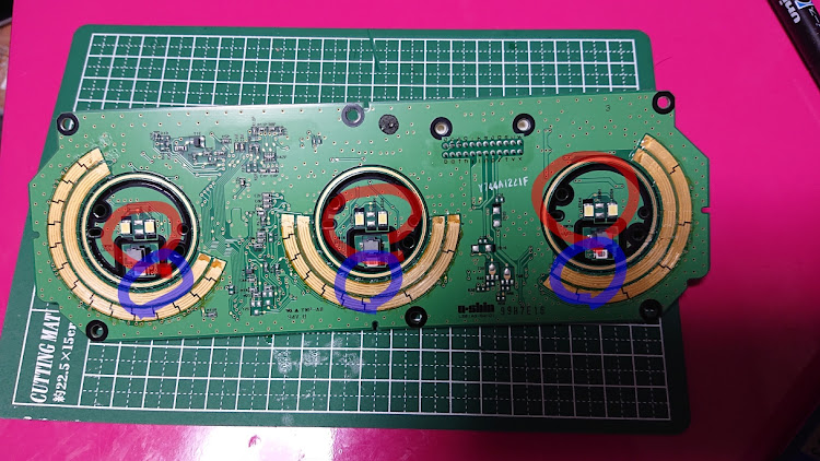 ロードスターのDIY・LED打ち替えに関するカスタム事例の投稿画像4枚目