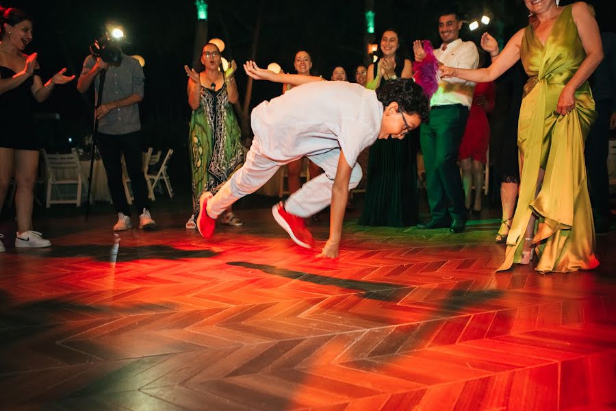 Fotógrafo de casamento Aslı Toy (fotografsandigi). Foto de 31 de agosto 2022