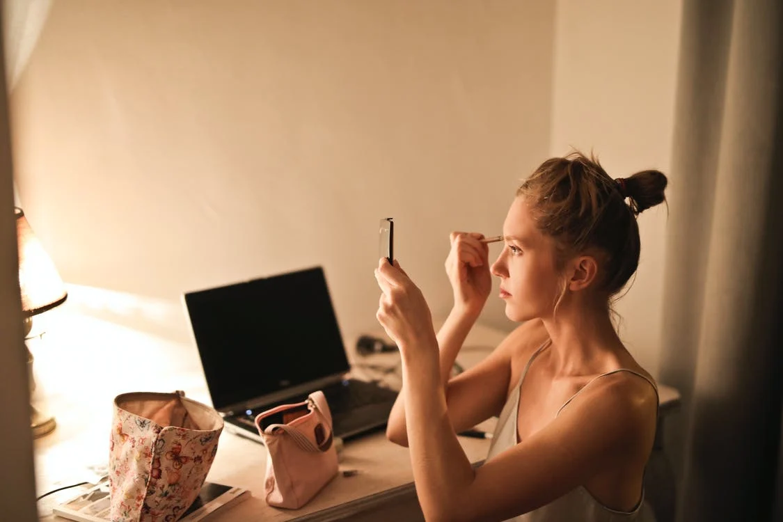 Find Out Where to Take Free Online Makeup and Beauty Courses